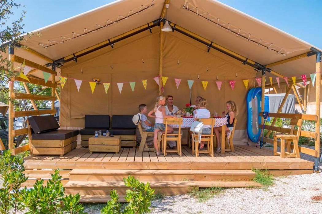 Vacanceselect Premium Lodge Polari Rovinj Exterior foto